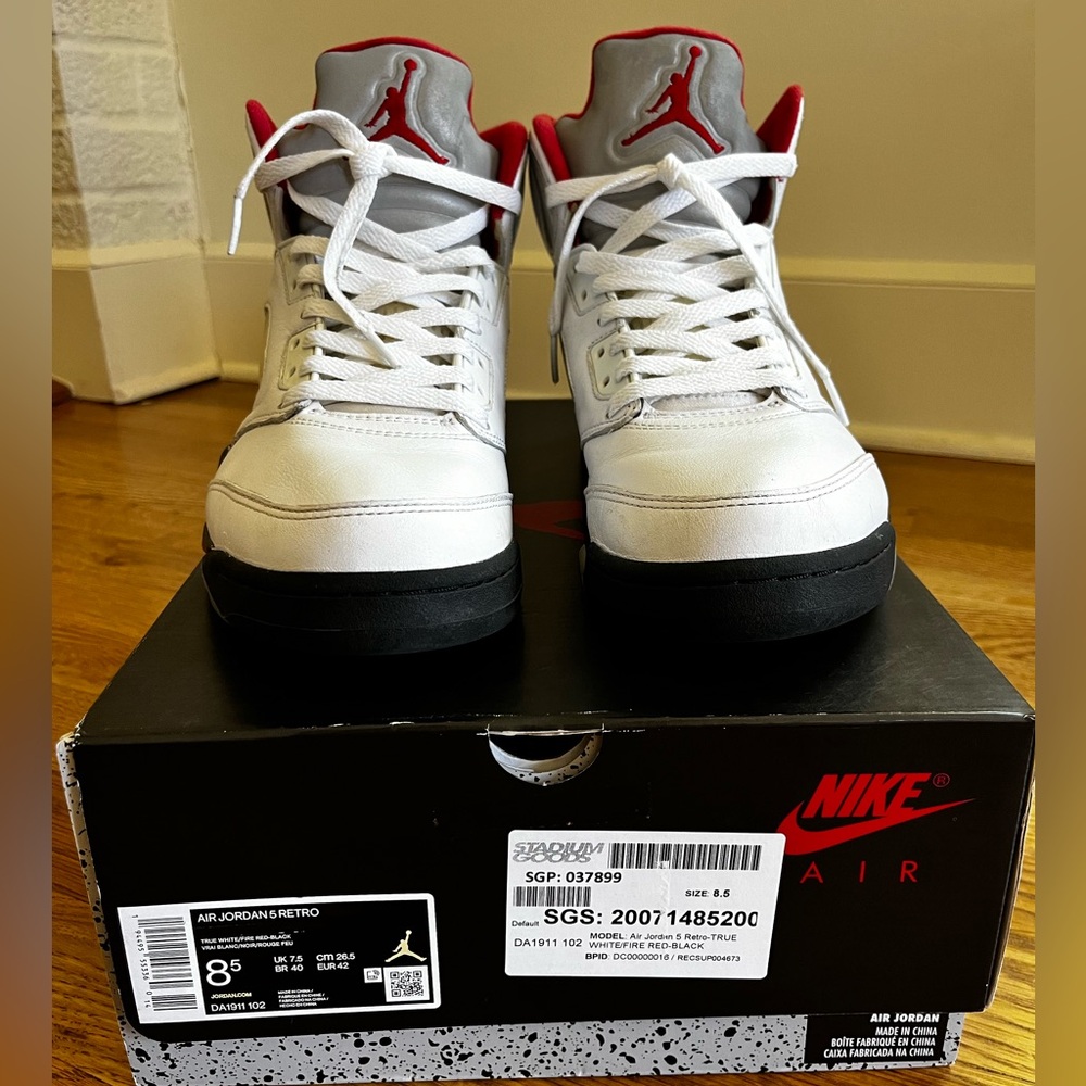 Air Jordan 5 Retro